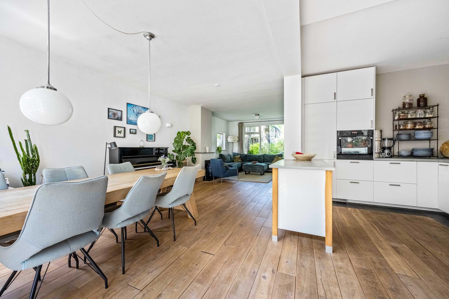 Photo 14 of Diederichslaan 2-B