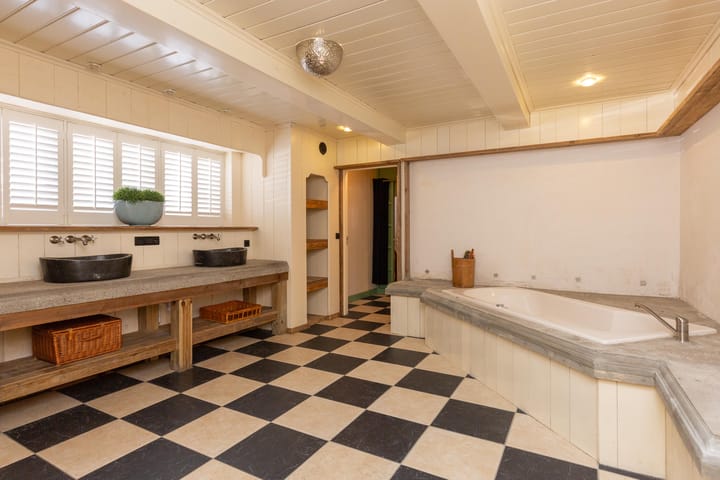 Photo 20 of Herenweg 57