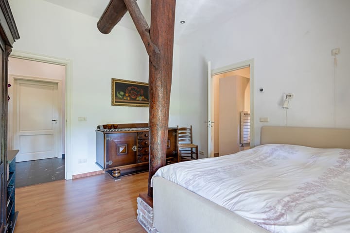 Photo 32 of Hoofdstraat 6