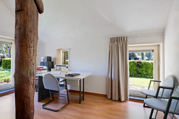 Photo 36 of Hoofdstraat 6