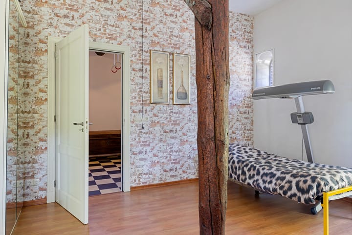 Photo 37 of Hoofdstraat 6