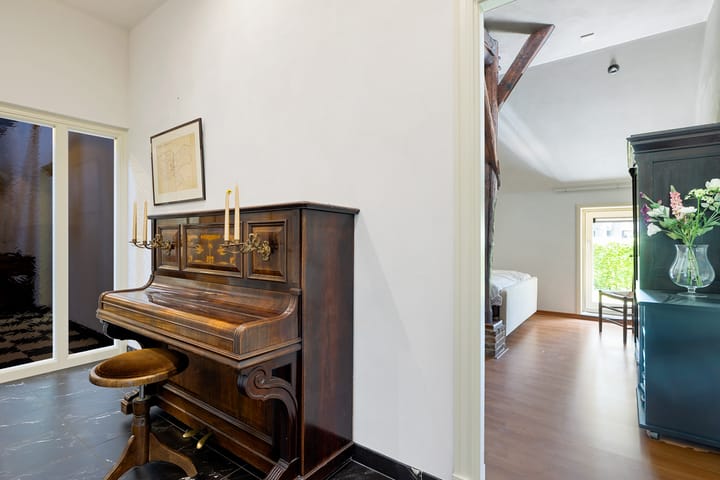 Photo 38 of Hoofdstraat 6