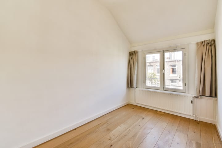 Foto 25 van Linnaeusparkweg 112-2