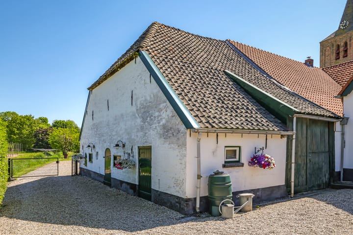 Foto 56 van Waalbandijk 94