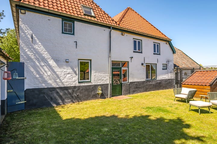 Foto 82 van Waalbandijk 94