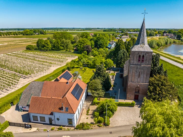 Foto 89 van Waalbandijk 94