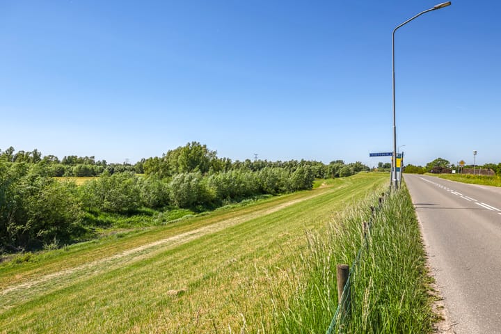 Foto 93 van Waalbandijk 94