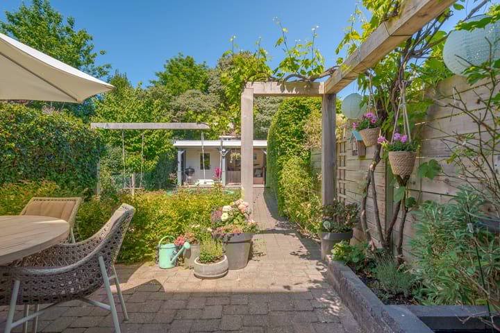 Foto 48 van Huygensstraat 19