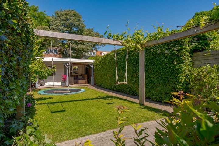 Foto 50 van Huygensstraat 19