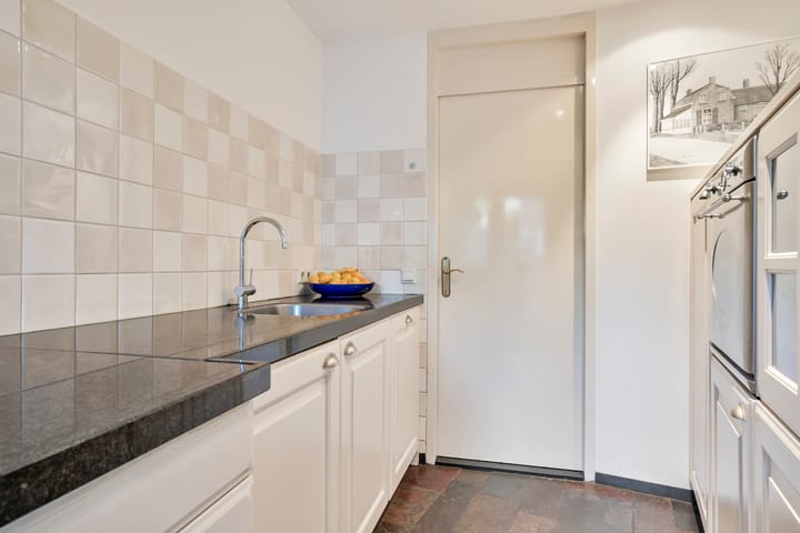 Photo 15 of Beeklaan 82