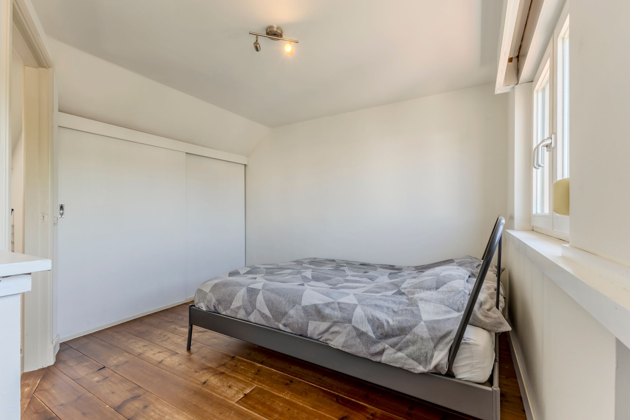 Foto 33 van Hulst 105