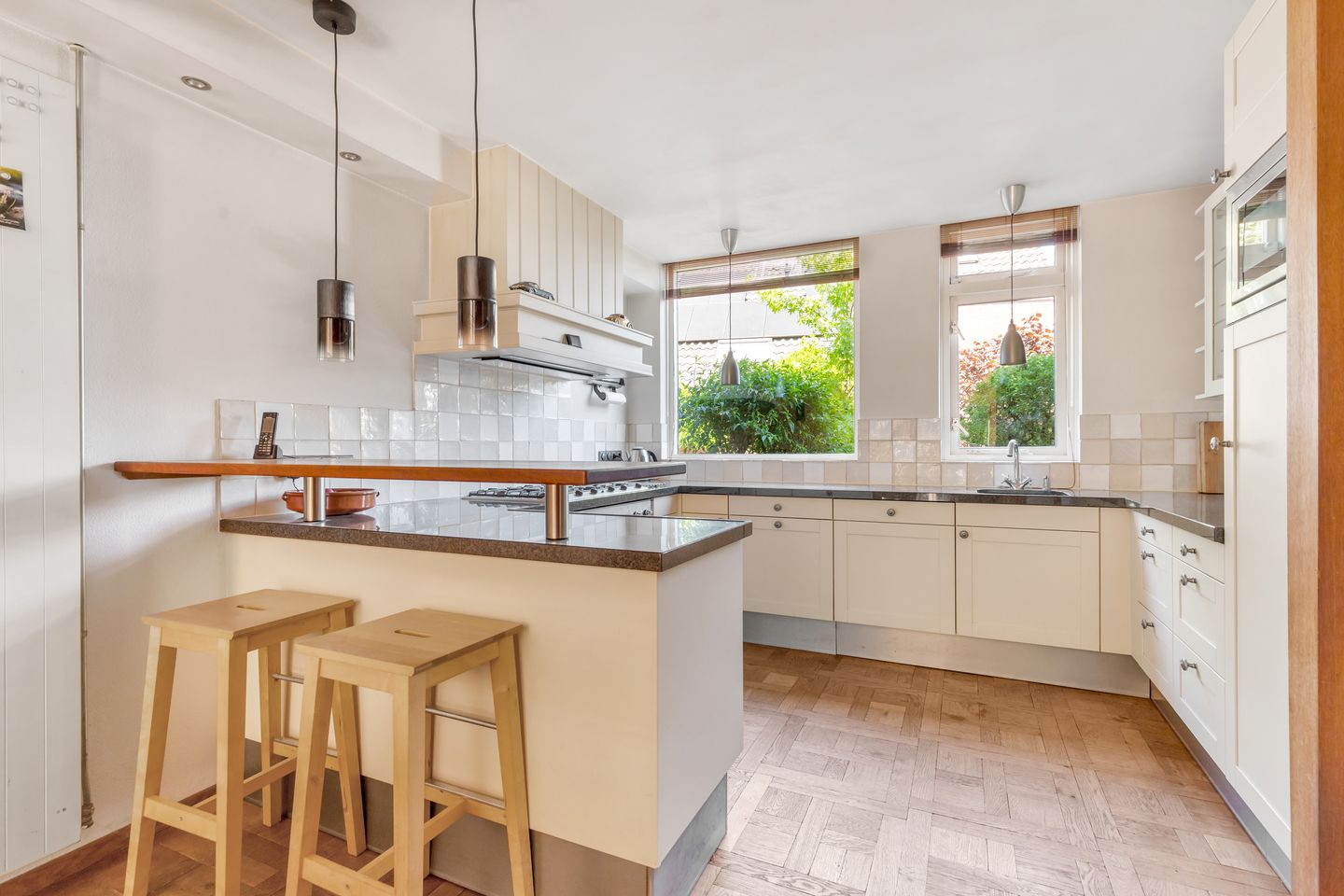 Foto 10 van Clauslaan 13