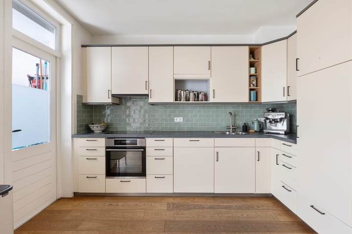 Foto 9 van Leeuwstraat 29