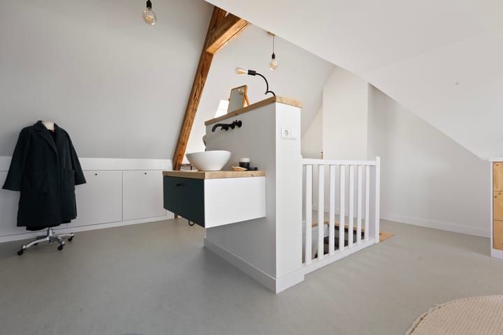 Foto 28 van Leeuwstraat 29