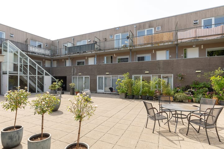 Photo 5 of Bussumerstraat 24-L