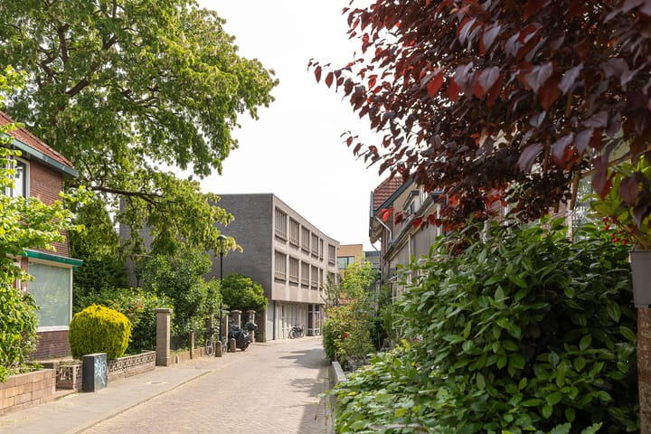 Photo 6 of Bussumerstraat 24-L