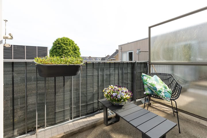 Photo 24 of Bussumerstraat 24-L