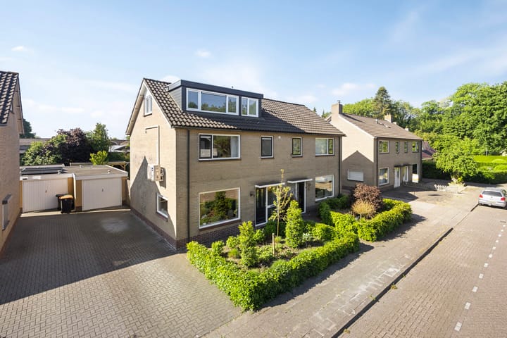 Foto 1 van De Prunus 11