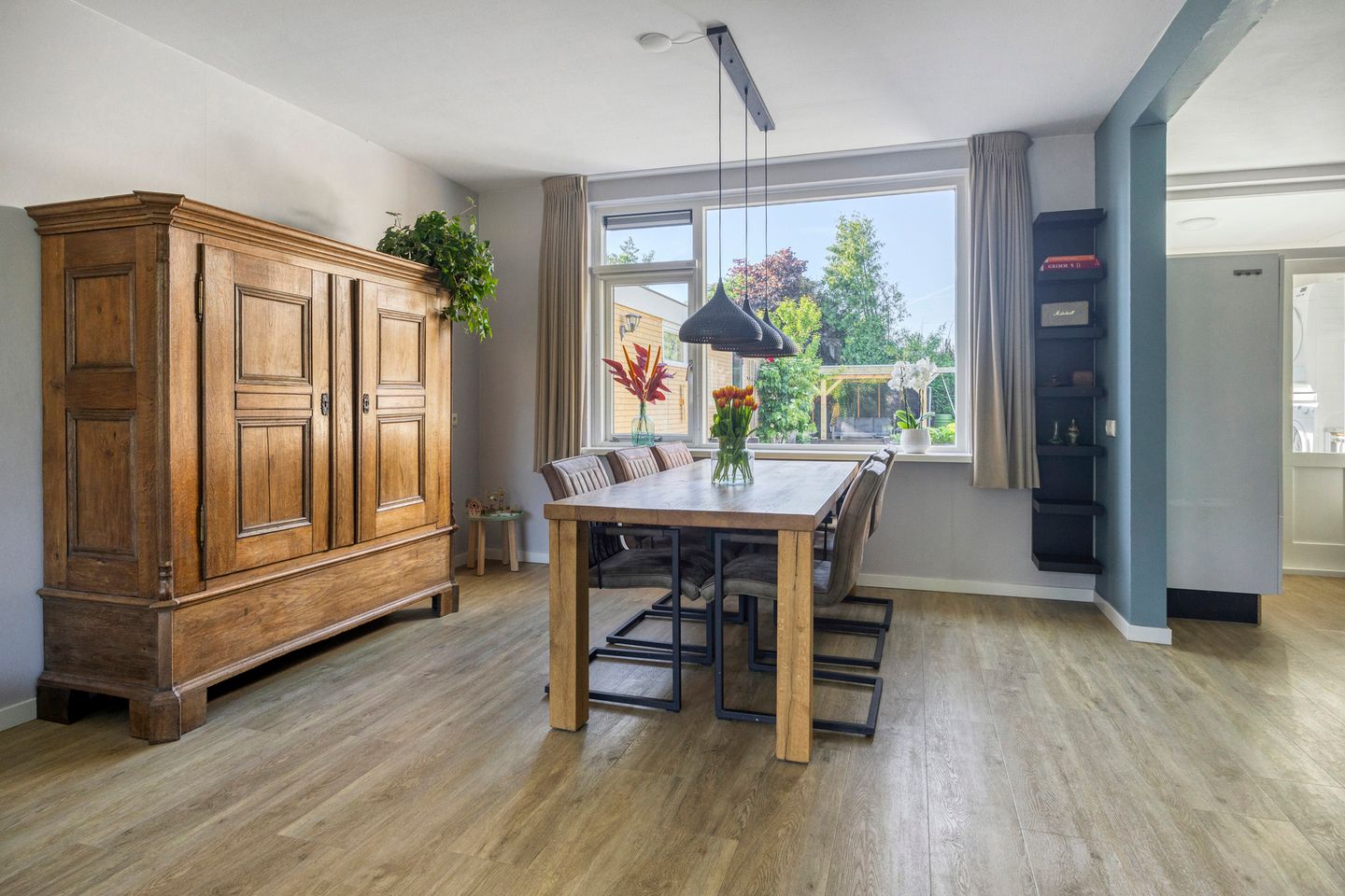 Photo 10 of De Prunus 11