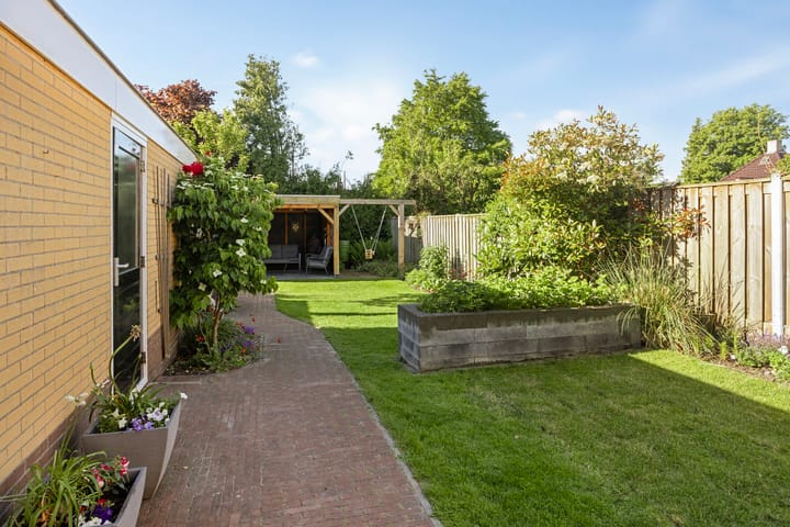 Foto 33 van De Prunus 11