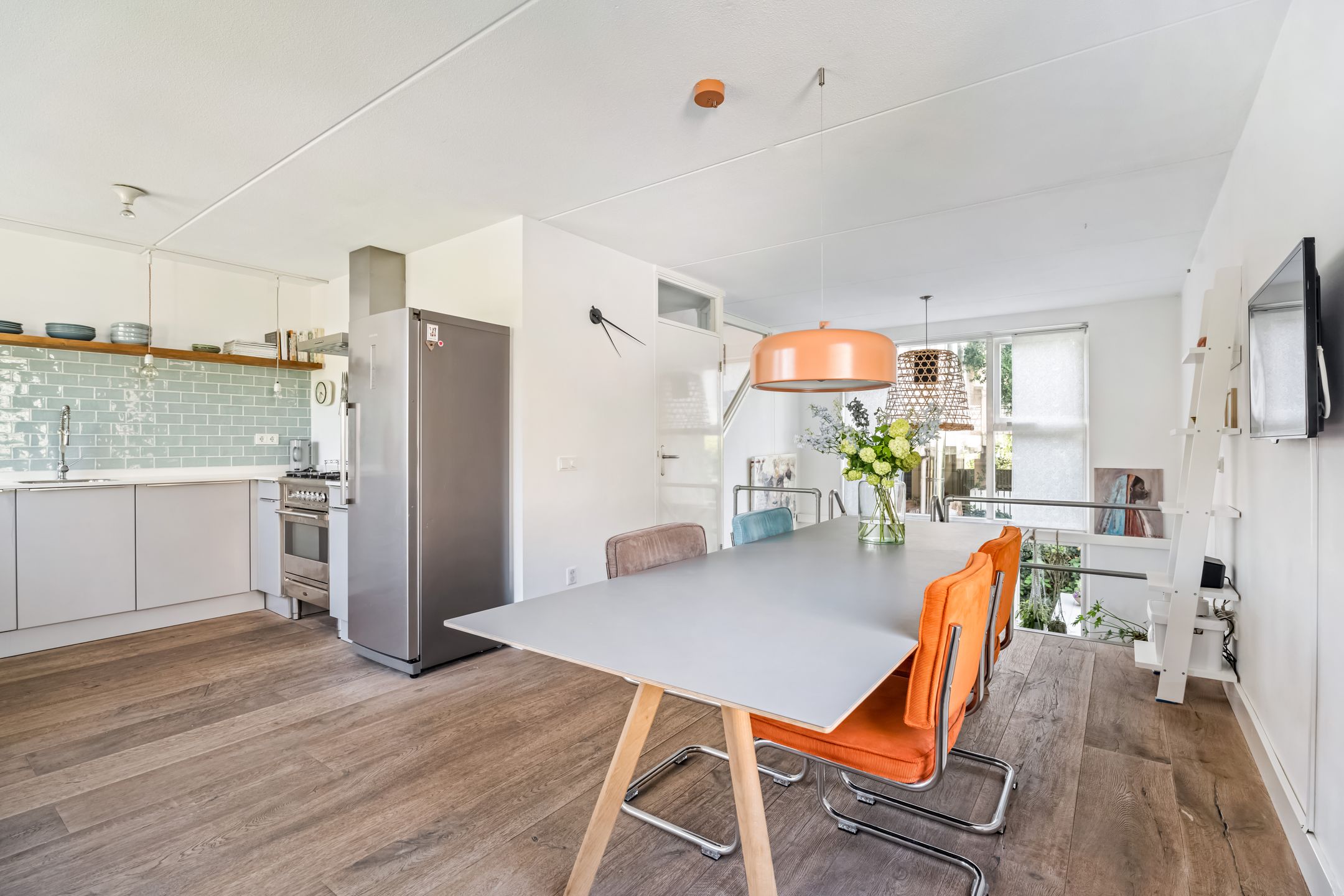 Foto 9 van Gesloten Stad 8