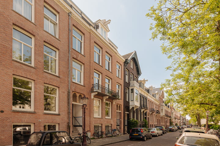 Foto 1 van Van Eeghenlaan 2-1