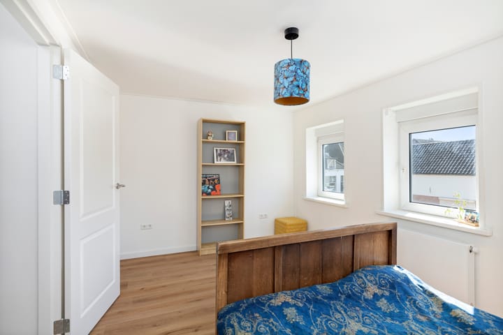 Photo 13 of Lunettestraat 20