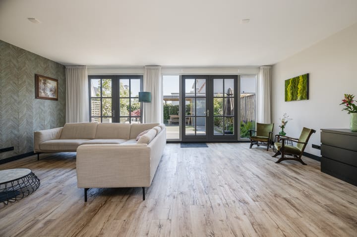 Foto 2 van Dudokplantsoen 16