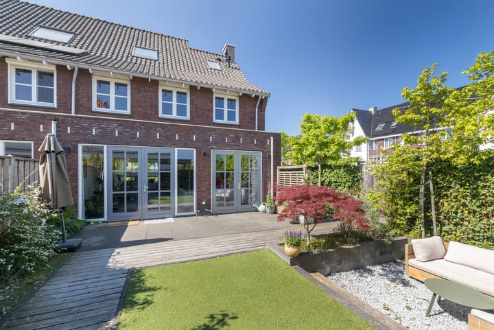 Foto 23 van Dudokplantsoen 16