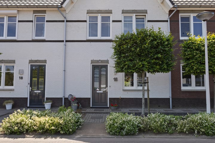 Foto 5 van Valbrug 16