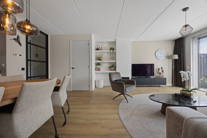 Foto 9 van Valbrug 16