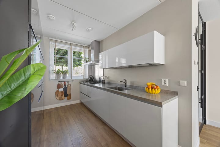 Foto 12 van Valbrug 16