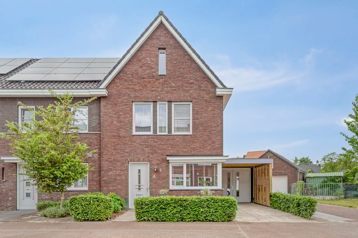 Foto 1 van Meester de Weertstraat 4