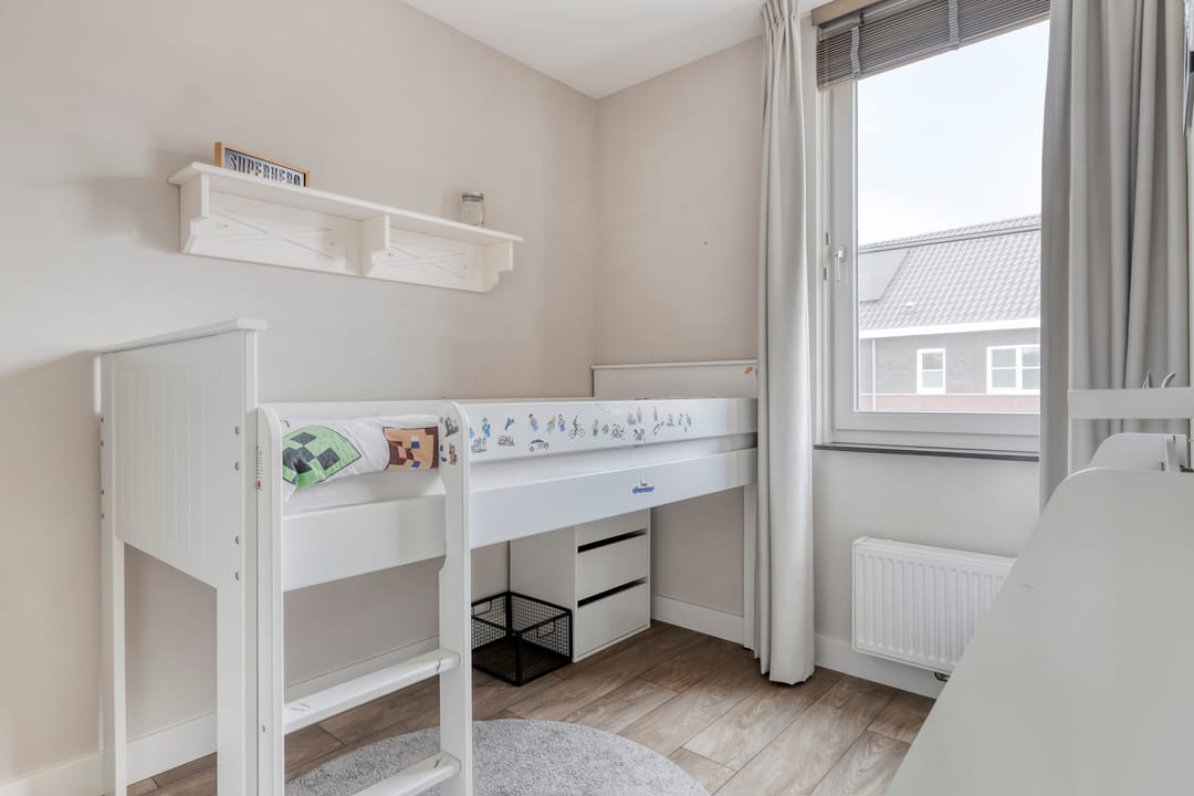 Photo 22 of Meester de Weertstraat 4