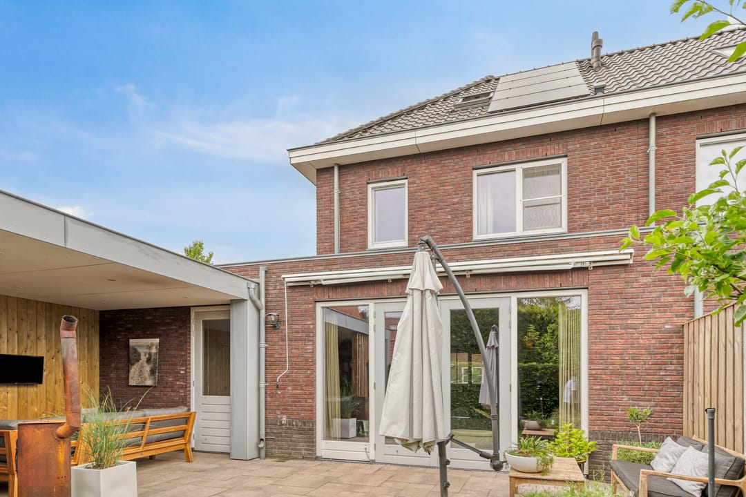 Photo 31 of Meester de Weertstraat 4