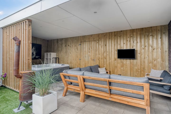 Foto 33 van Meester de Weertstraat 4