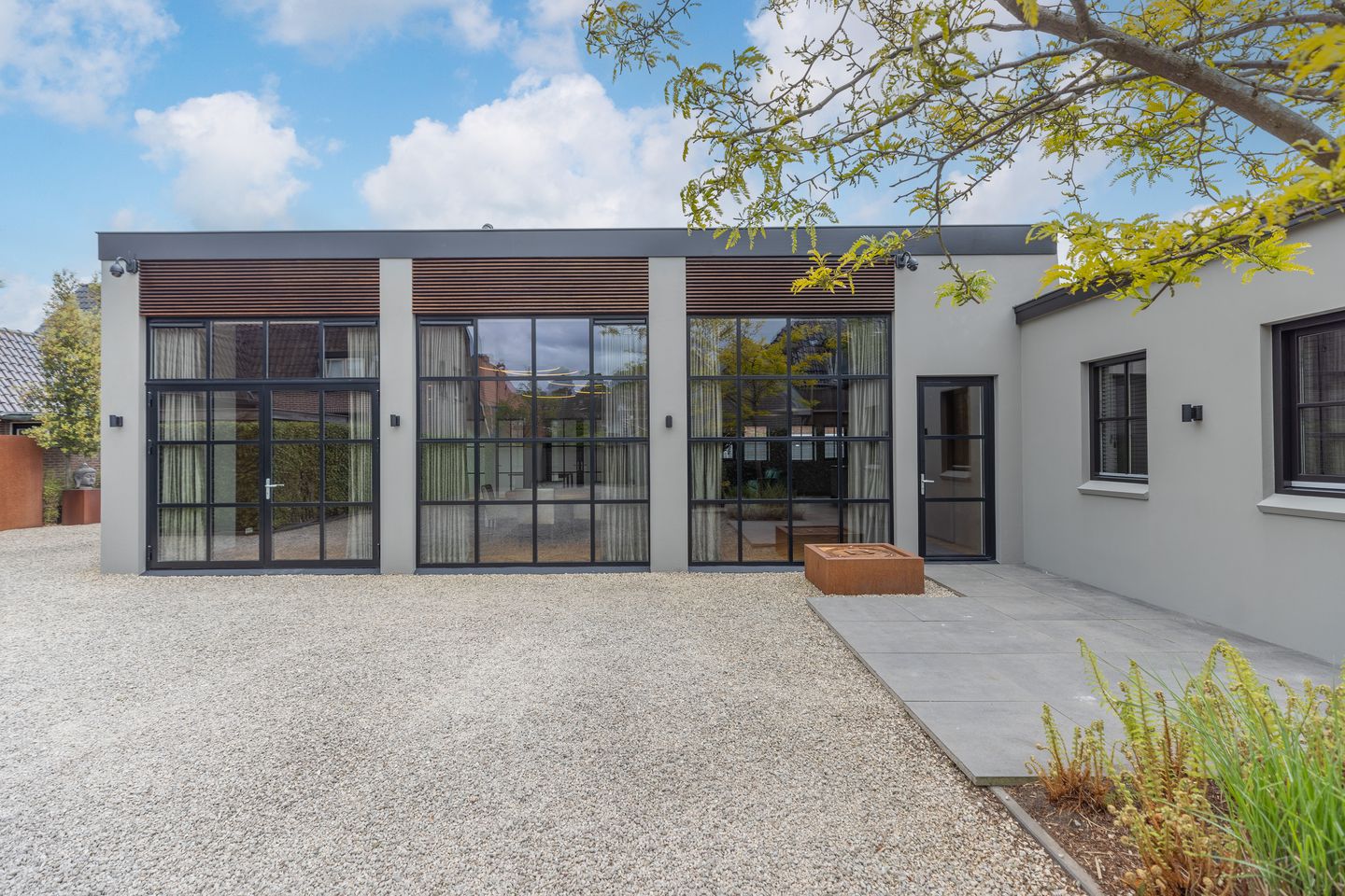 Photo 44 of Weteringstraat 62