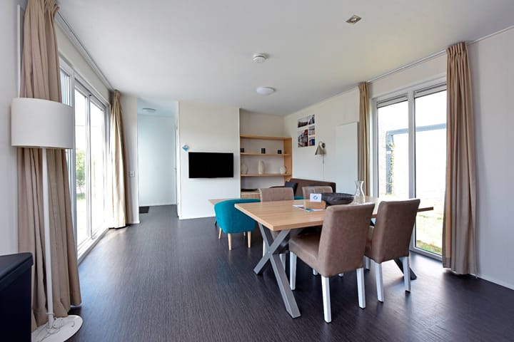 Foto 10 van Nieuwesluisweg 1-A1039