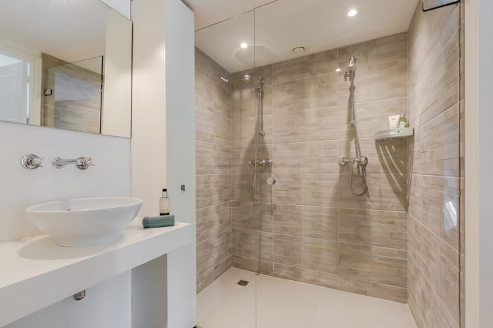 Foto 16 van van Beekstraat 8-A