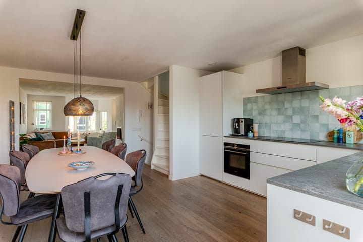 Foto 30 van van Beekstraat 8-A