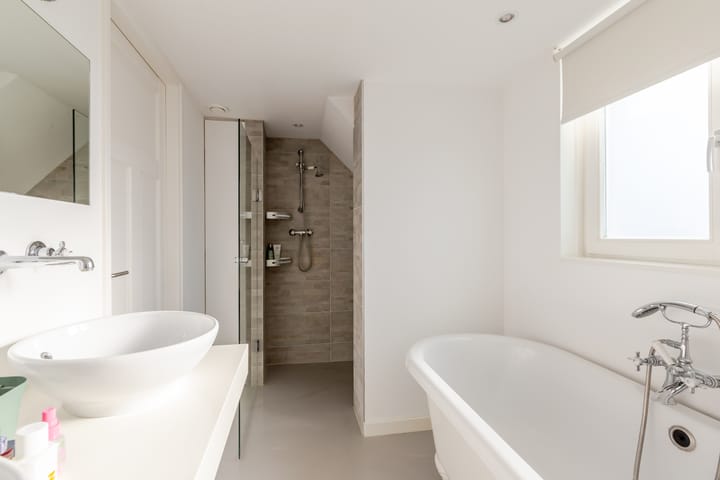 Foto 43 van van Beekstraat 8-A