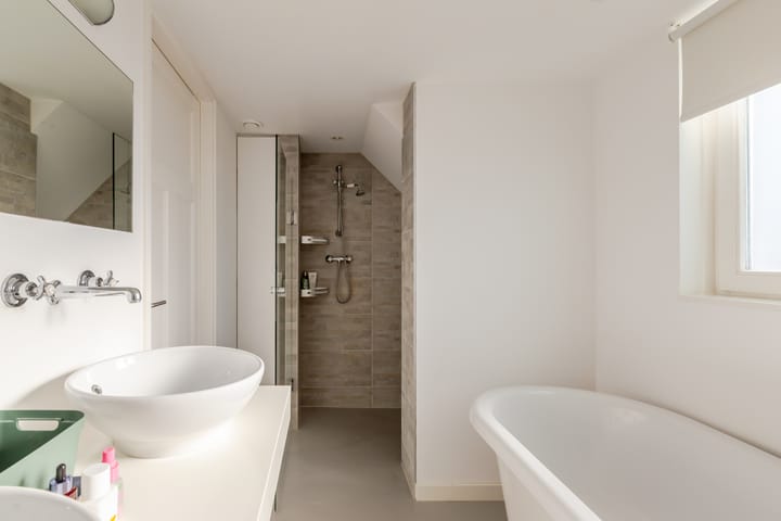 Foto 44 van van Beekstraat 8-A