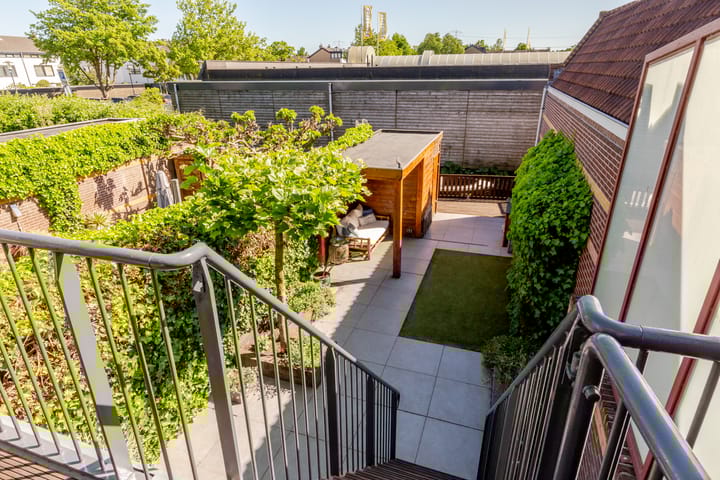 Foto 49 van van Beekstraat 8-A