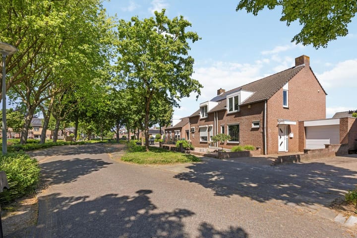 Foto 1 van Ribesstraat 21