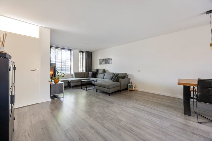 Foto 9 van Ribesstraat 21