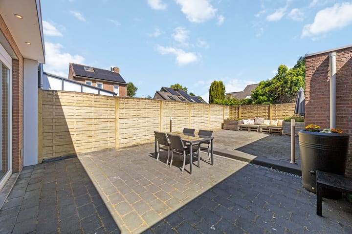 Foto 31 van Ribesstraat 21