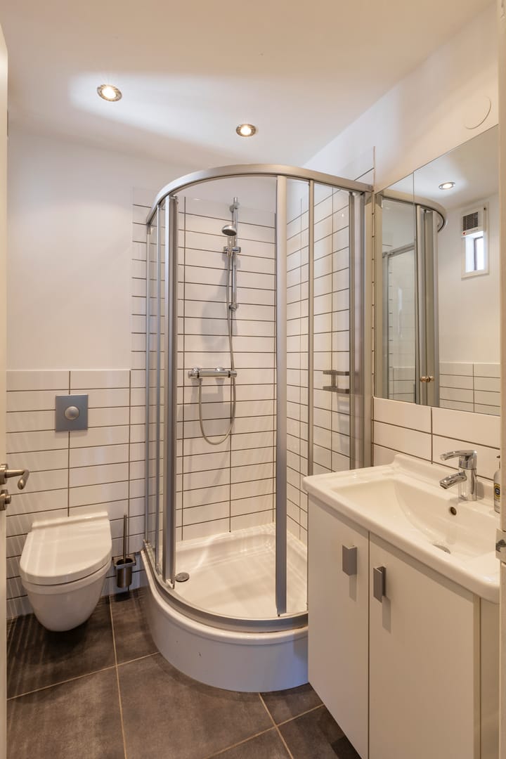 Photo 17 of Van Beuningenstraat 162-3