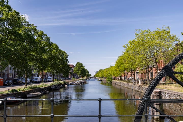 Photo 20 of Van Beuningenstraat 162-3