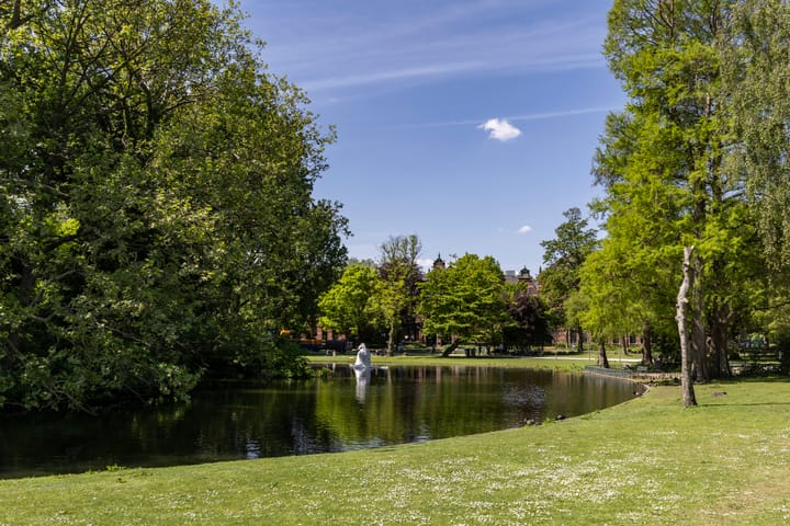 Photo 22 of Van Beuningenstraat 162-3