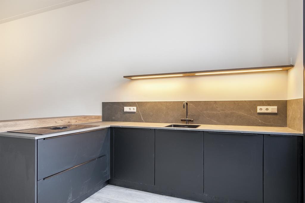 Photo 12 of Langestraat 98-B